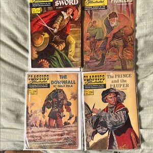 Vintage Classics Illustrated Comic Book Set